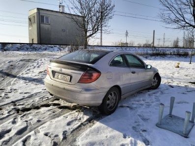 Mercedes C200 kompresor 2.0
