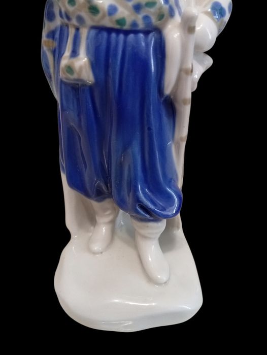 Статуэтка фарфоровая Тарас Бульба.