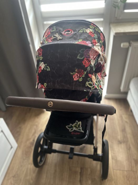 Sprzedam spacerowke cybex priam 3.0