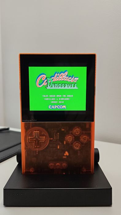 Analogue Pocket transparent orange NOVA