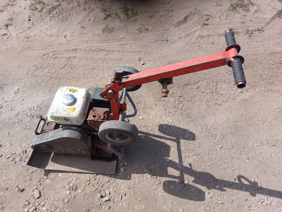 Zageszczarka Honda Gx160 100kg