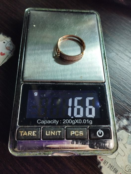 Золотое кольцо с бриллиантами 18.2 размер 1.66 грамма