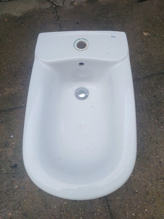 Vendo sanita e bidé completamente novo preço  imbatível