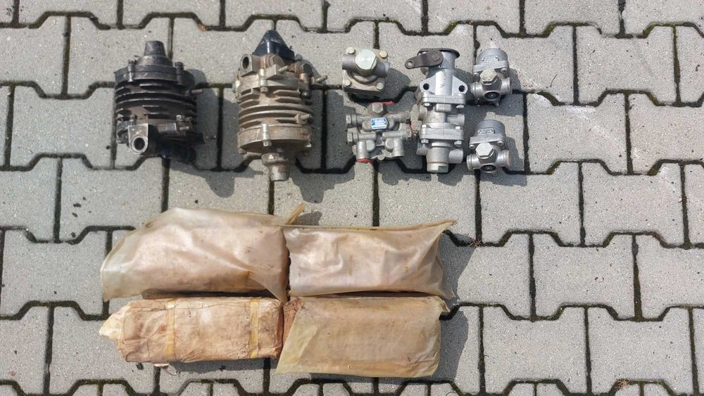Zawór główny hamulca samochodu Tatra 815 nowy.