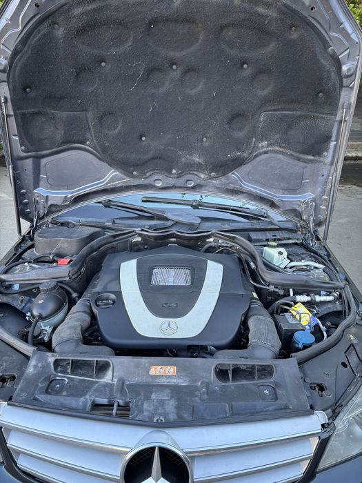 Продам Mercedes-Benz C-Class 2008