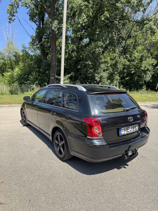 Toyota Avensis 2,0 дизель механика