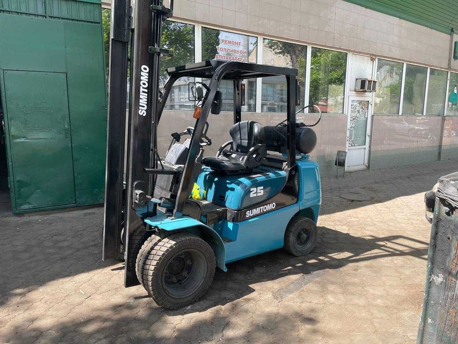 Услуги  и аренда вилочного погрузчика 1,5 ; 2 ; 3; 5 тонн