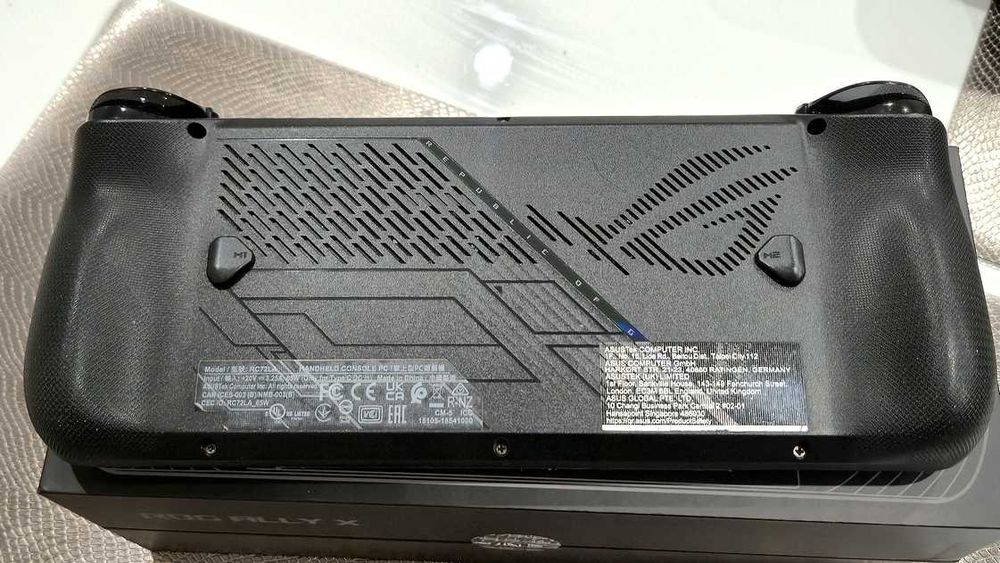 ASUS ROG Ally X dysk 4TB WD BLACK ! ,Jak nowa !