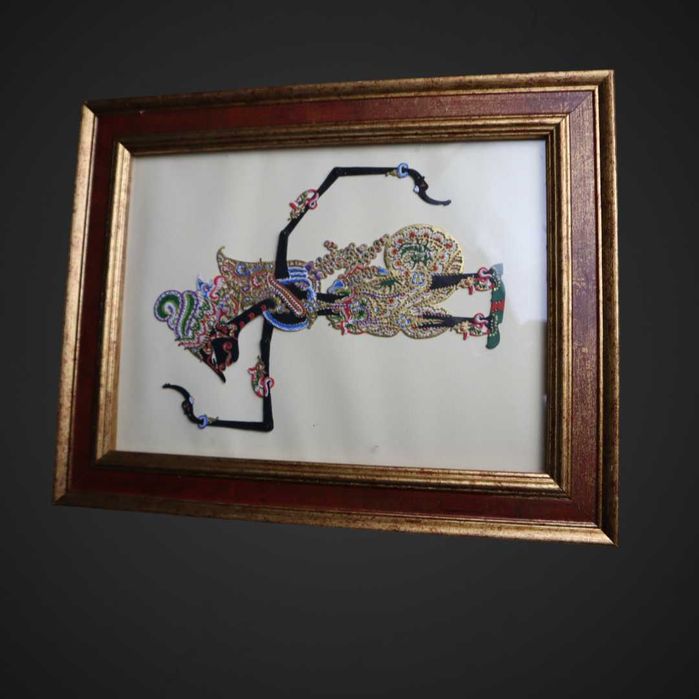tradycyjna figura wayang (Indonezja) w ramie b51/072651