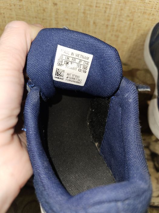 Кросівки Adidas, 31,5р. Туфлі, кеди.