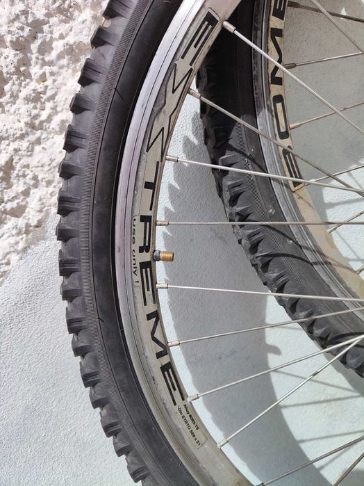 Jantes e rodas BTT 26"