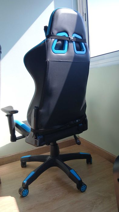 Cadeira Gaming Ergonómica - GAMER