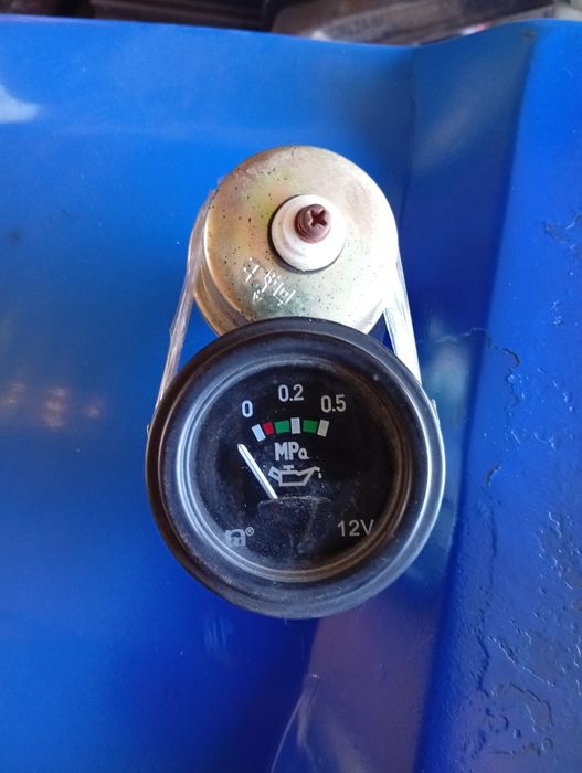 Прилади для тракторів