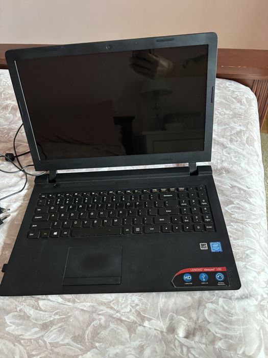 Sprzedam laptop Lenovo IdeaPad 100-15IBY.