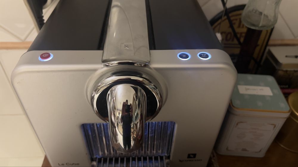 Maquina de cafe nespresso