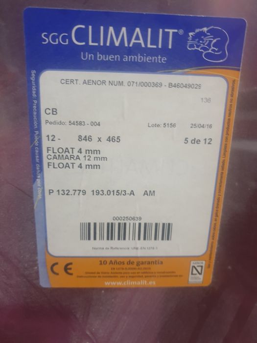 Vendo  janela aluminio 120x100