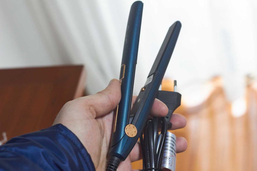 Alisador e modelador de cabelo profissional