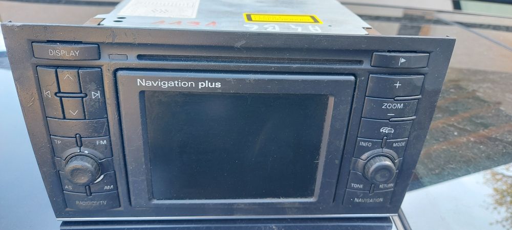 Radio Navigacja Audi A4 B6 B7 sprawne z kodem
