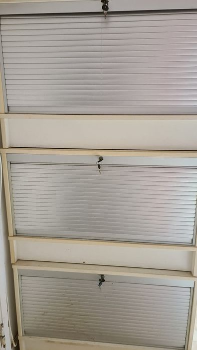 3 Módulos de arrumação com chaves em branco