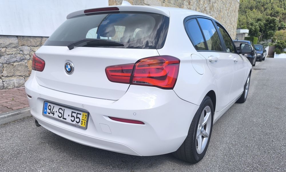 BMW série 1 Modelo 116 D de 2017