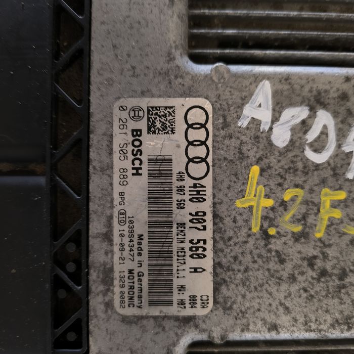 Sterownik silnika  audi A8 D4 4.2 fsi