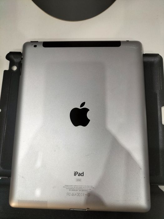 Sprzedam tablet lennowo  plus 2ipady