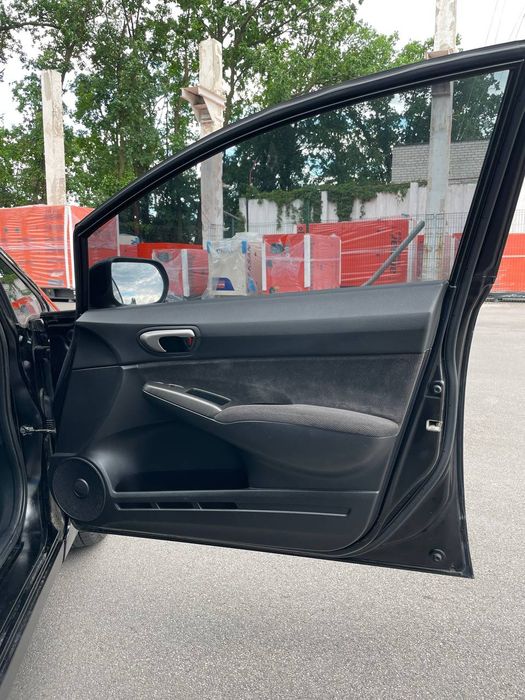 Продам Honda Civic 4D