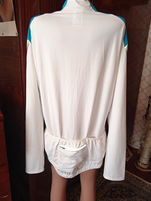 Спортивные кофты