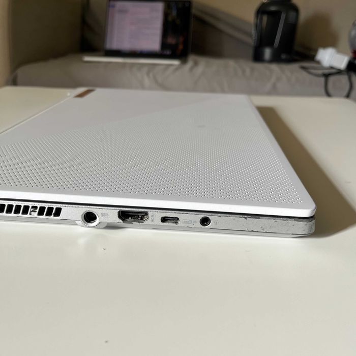 ASUS ROG Zephyrus G14