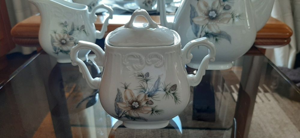 Vista Alegre serviço de chá e leite