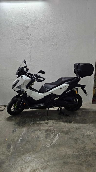 Honda ADV 350 NOVA 1500KM