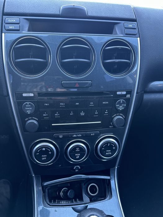 Mazda 6 gg /2.0 бензин / фари з Німеччини