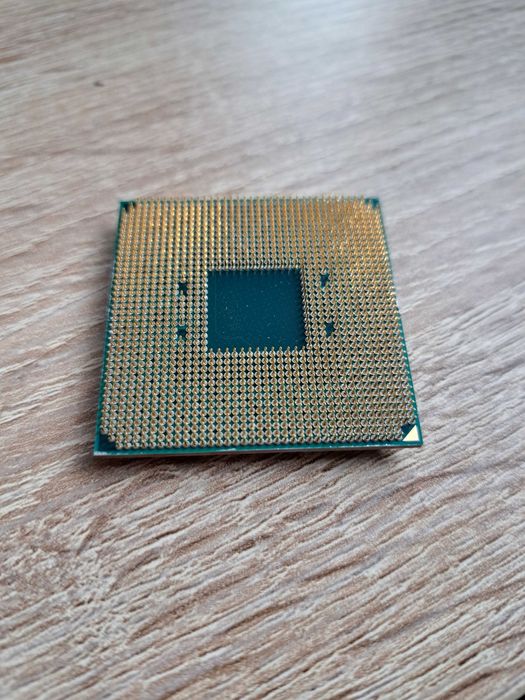 Procesor AMD Ryzen 5 1600af BOX + chłodzenie CPU AM4 3.6GHz 19MB 6C