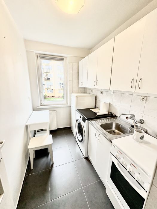KAWALERKA | Ochota– Rakowiec | 27 m² | OSOBNA KUCHNIA | BLISKO WUM