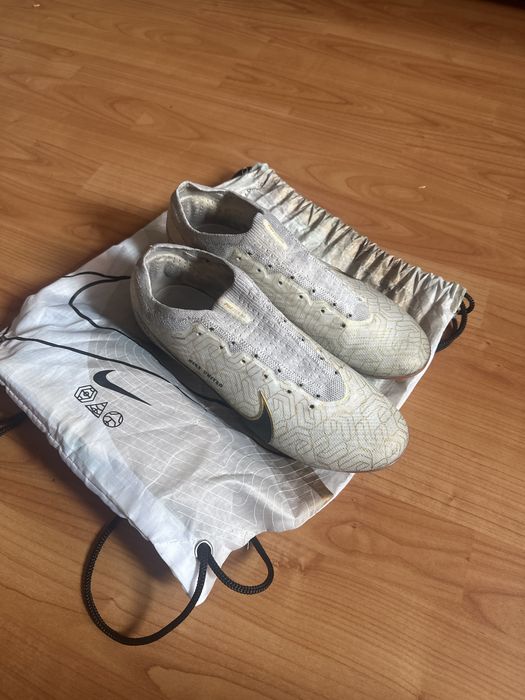 продам бутсы nike air zoom 42 размер