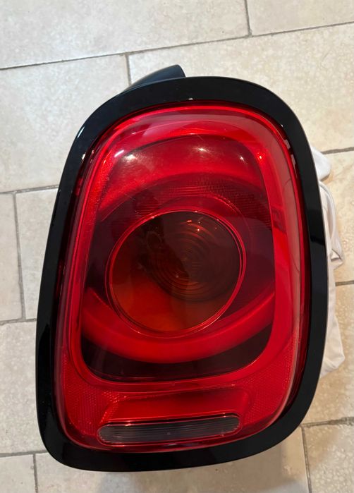 Vendo faróis traseiros LED - MINI Cooper F55, F56 e F57