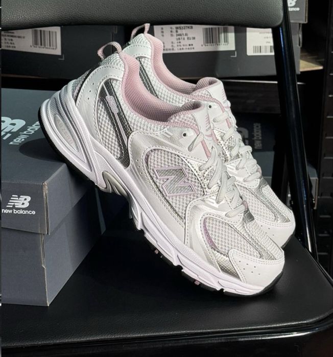 Рожеві Нью Беленси 530, New Balance Pink, Хіт сезону Нб