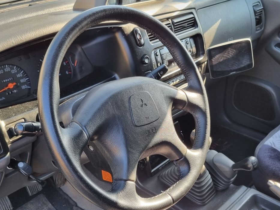 Mitsubishi Strakar L200