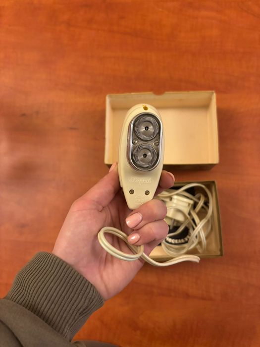 Maszynka do golenia damska PRL