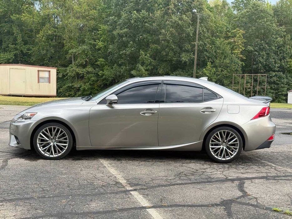 Lexus IS 250      2014