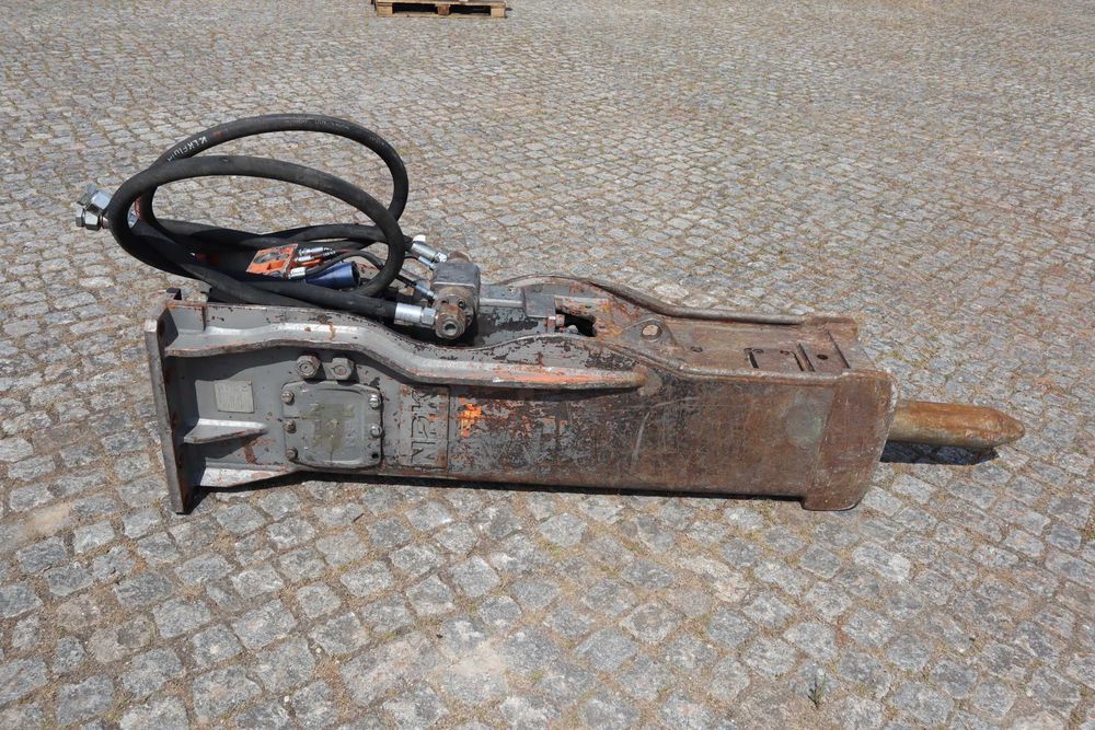 NPK GH-9 1607 kg 17–24 t Martelo Hidráulico