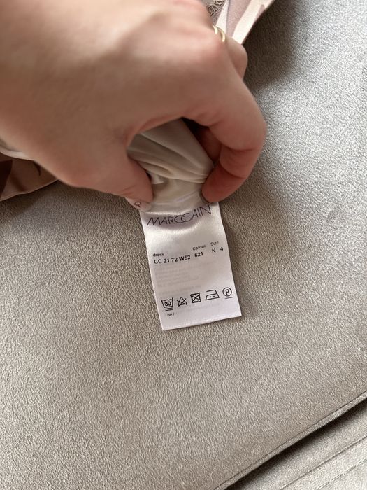 Sukienka satynowy połysk marc cain