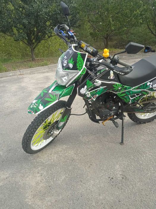 Продам мотоцикл spark sp150d1