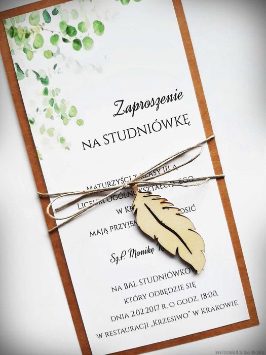 Rustykalne zaproszenia na studniówkę w formie karty