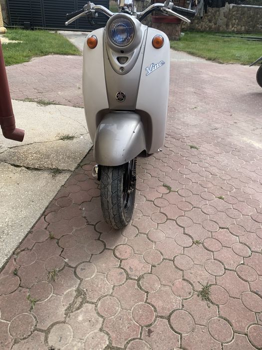 Продам скутер ямаха віно 2т їде бодро