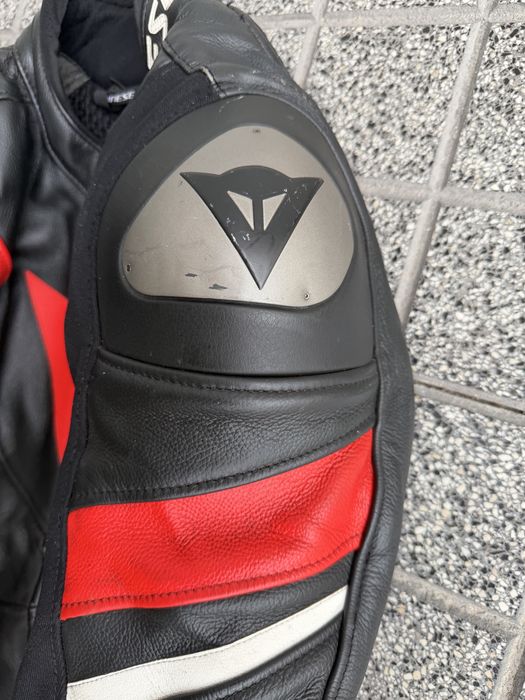 Casaco dainese em pele