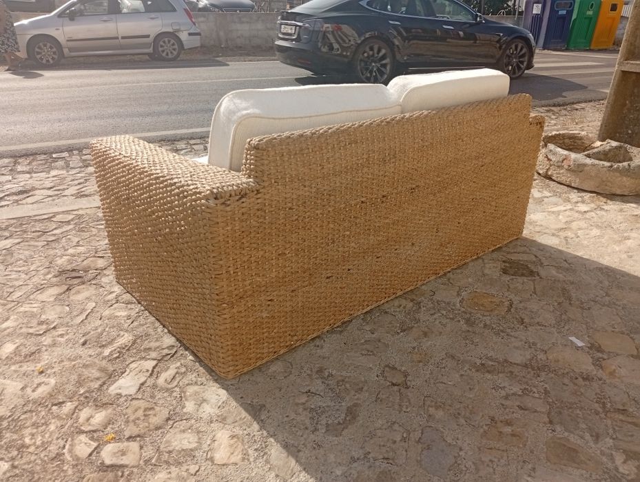 Sofá de exterior em fibra de bananeira