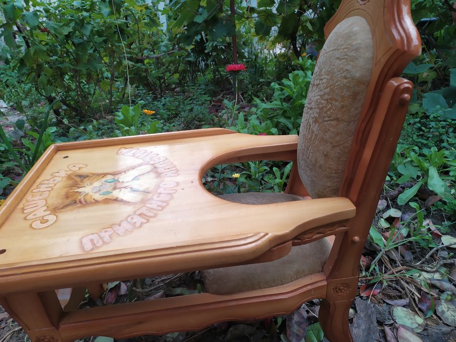 Продается детский столик.