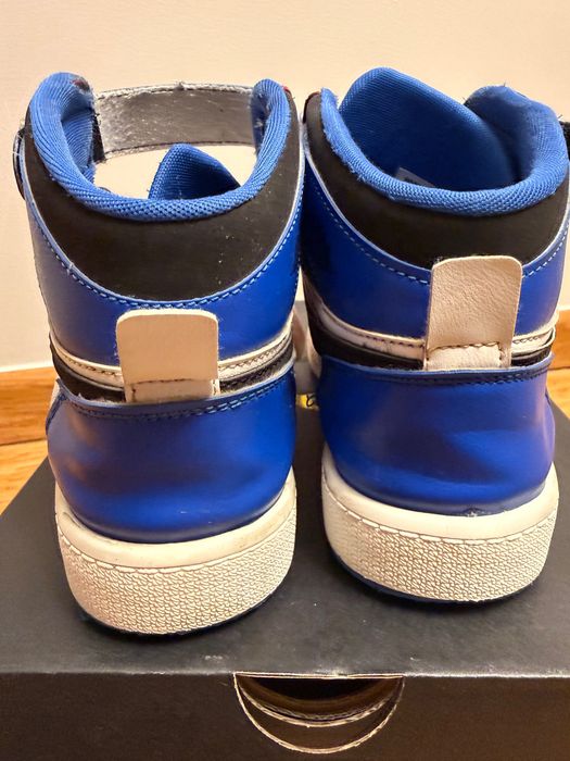 Buty chłopięce Air Jordan 1 High r. 36