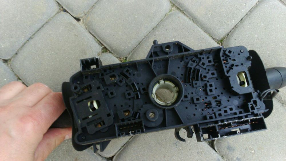 Przełącznik zespolony alfa romeo 166